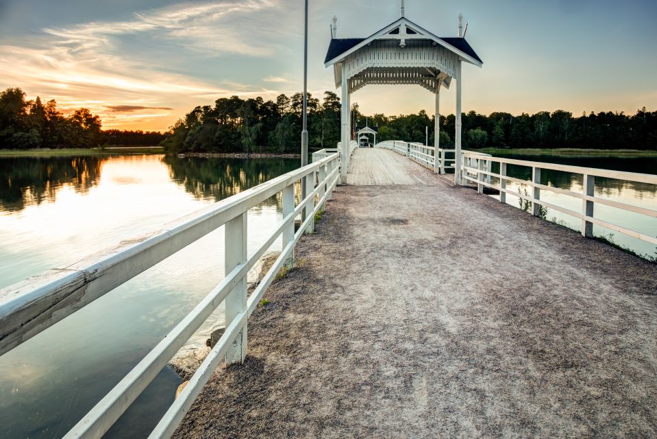 Helsinki: Sightseeing Tour With Seurasaari Open-Air Museum - Landmarks and Attractions