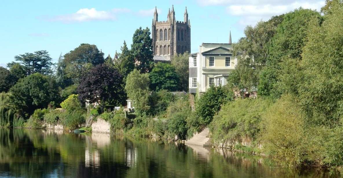 Hereford: Quirky Self-Guided Smartphone Heritage Walks - Key Points