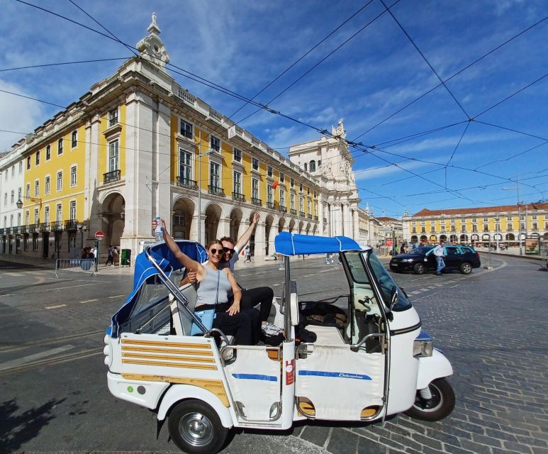 Historical Center Tour in Lisbon - 3H - Private Tuk Tuk Tour - Key Points