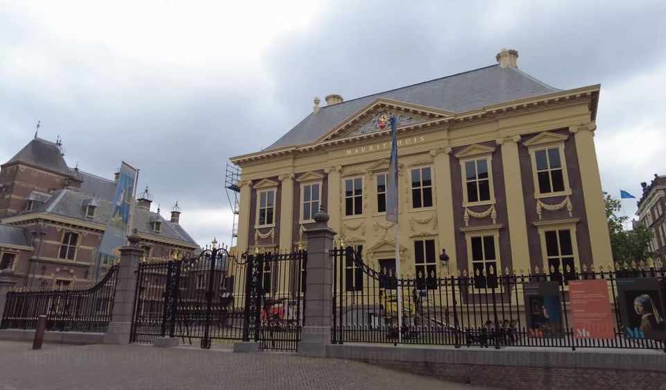 Historical the Hague: Private Tour With Local Guide - Key Points