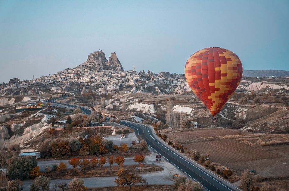 Hot Air Balloons in Goreme Red Valley - Key Points