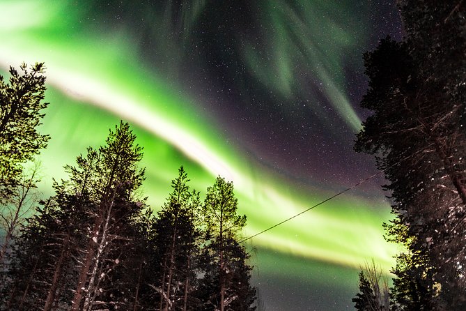 Hunting Northern Lights by Snowmobiles - Key Points