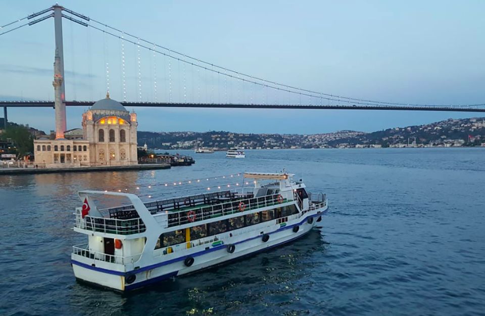 Istanbul: Old Town Highlights Tour & Bosphorus Cruise - Key Points