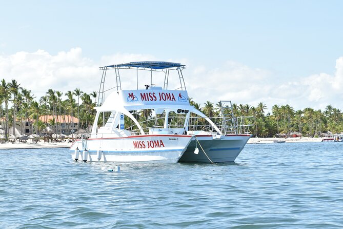 Jelouma Party Boat Bavaro Punta Cana - Overview and Location