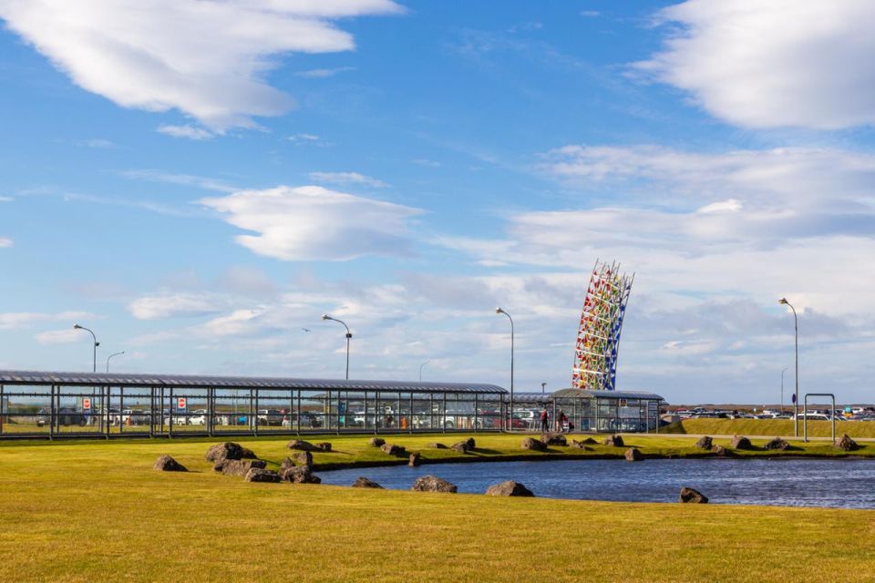 Keflavik's Romantic Escapade Walking Tour - Key Points