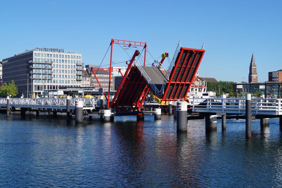 Kiel: City Highlights Express Walking Tour With a Local - Key Points