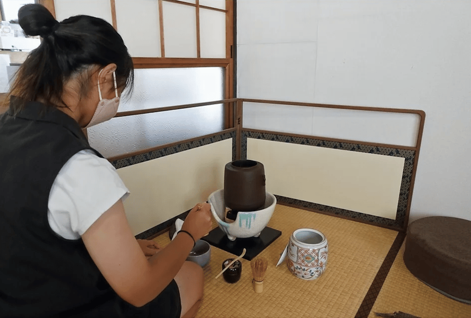 Kiku Plan - Wagashi Making and Tea Ceremony Experience - - Key Points