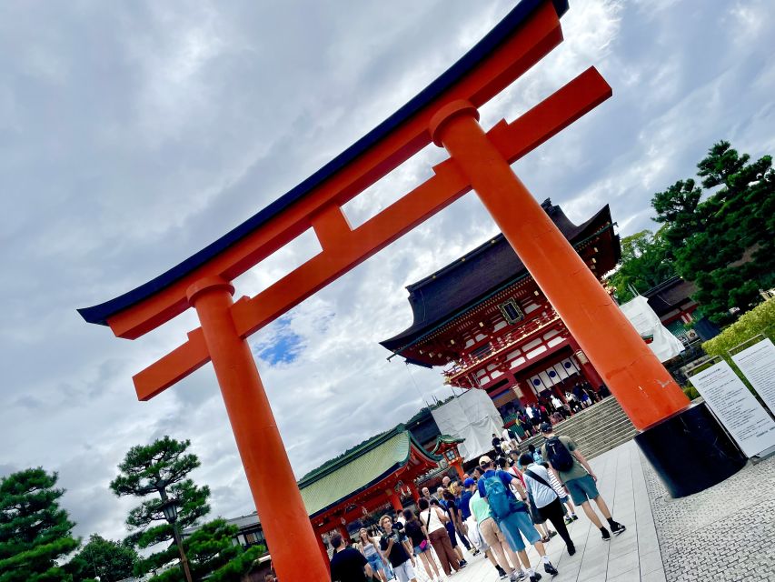 Kyoto: Fushimi Inari-taisha and Kiyomizu-dera (Spanish Guide) - Key Points