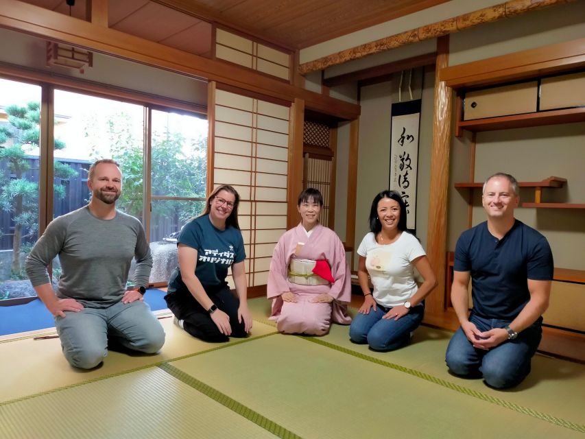 Kyoto Fushimiinari:Wagashi Making & Small Group Tea Ceremony - Key Points