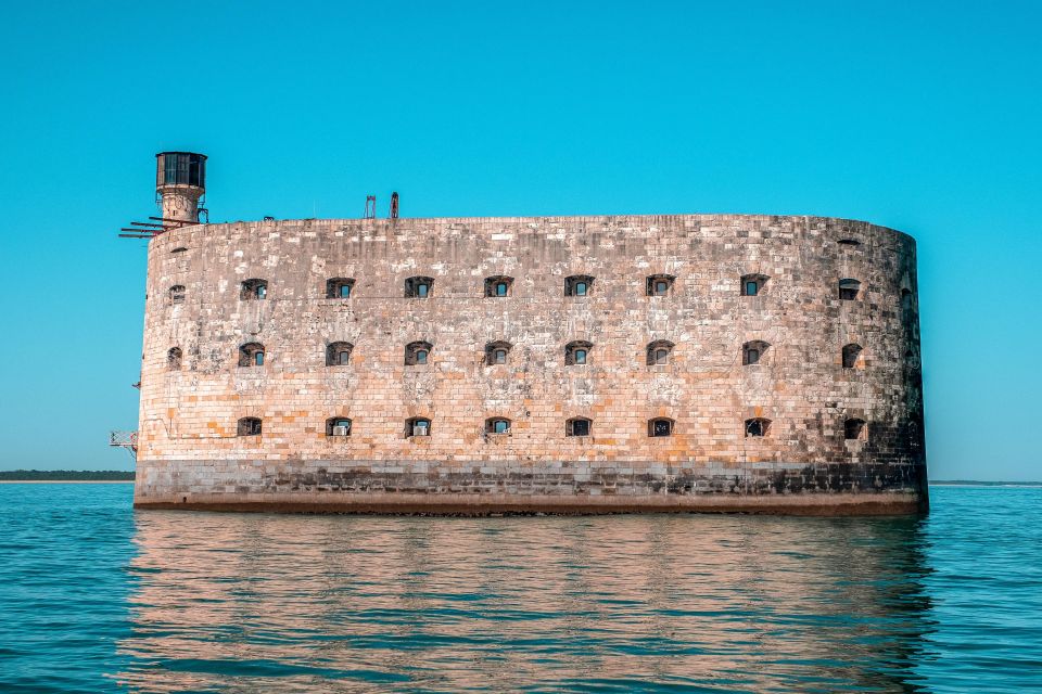 La Rochelle: Boat Trip to Fort Boyard (2h00) - Key Points