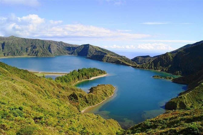 Lagoa Do Fogo Walking Tour With Lunch From Ponta Delgada - Key Points