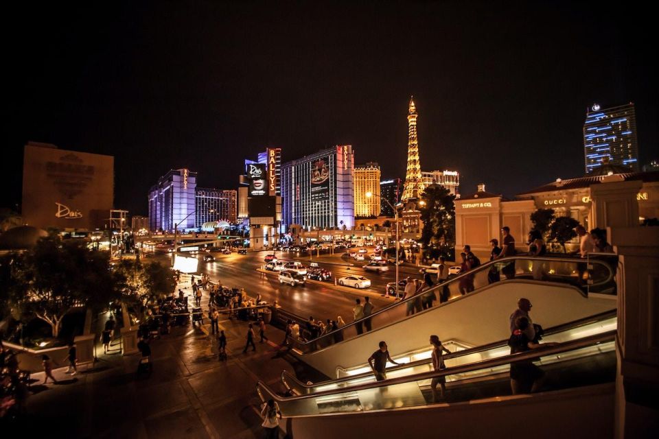 Las Vegas: Las Vegas Strip Night Tour With Spanish Guide - Key Points