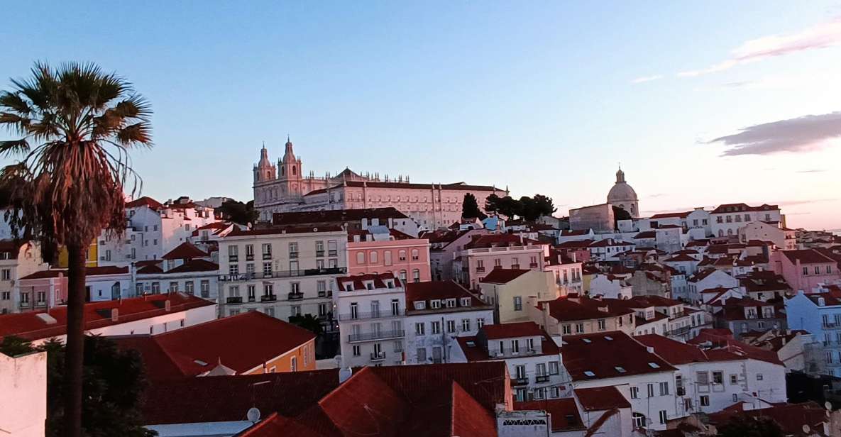 Lisbon: 4 Hour Private Tour Through Lisbon (Up to 6 People) - Key Points