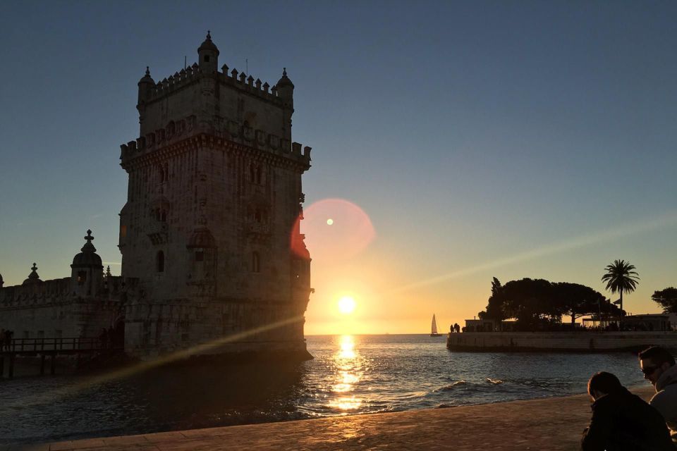 Lisbon Guided Tuk Tuk Tour: The City by the River - Key Points