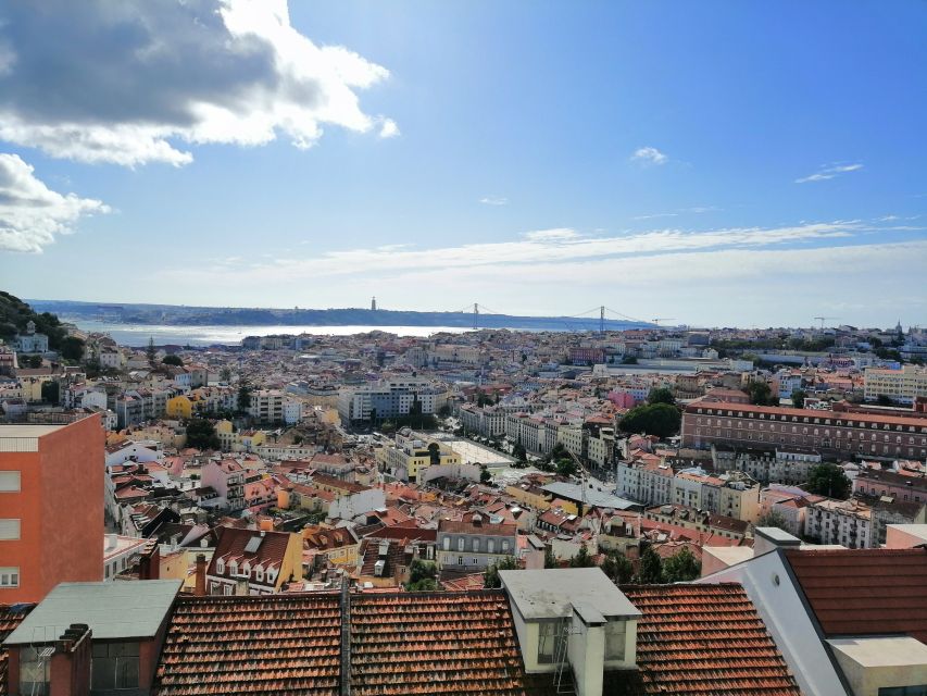 Lisbon: Layover Tour With Airport Pickup and Drop-Off - Key Points