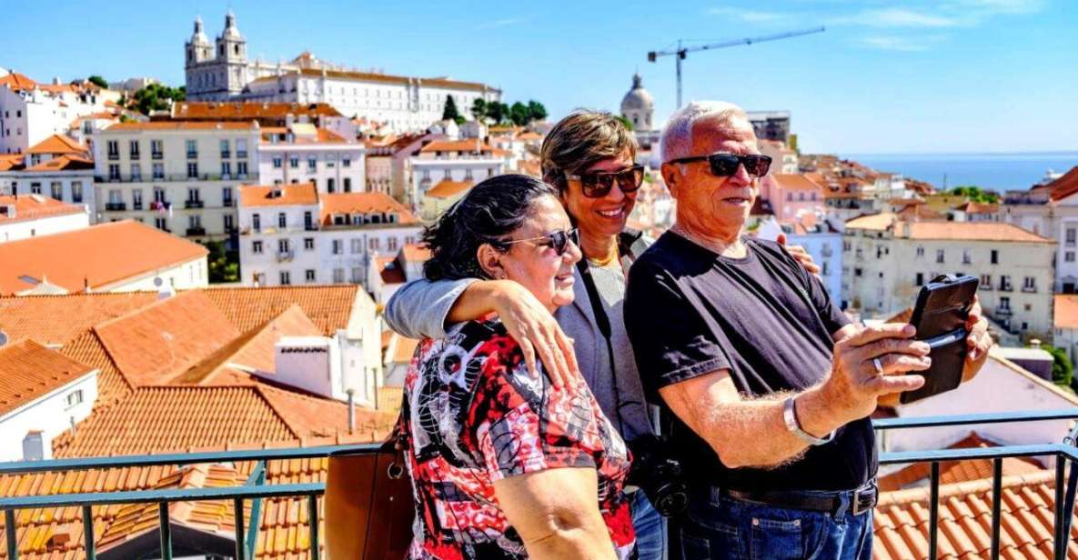 Lisbon: Walking Tour Discovering Rossio, Chiado and Alfama - Key Points