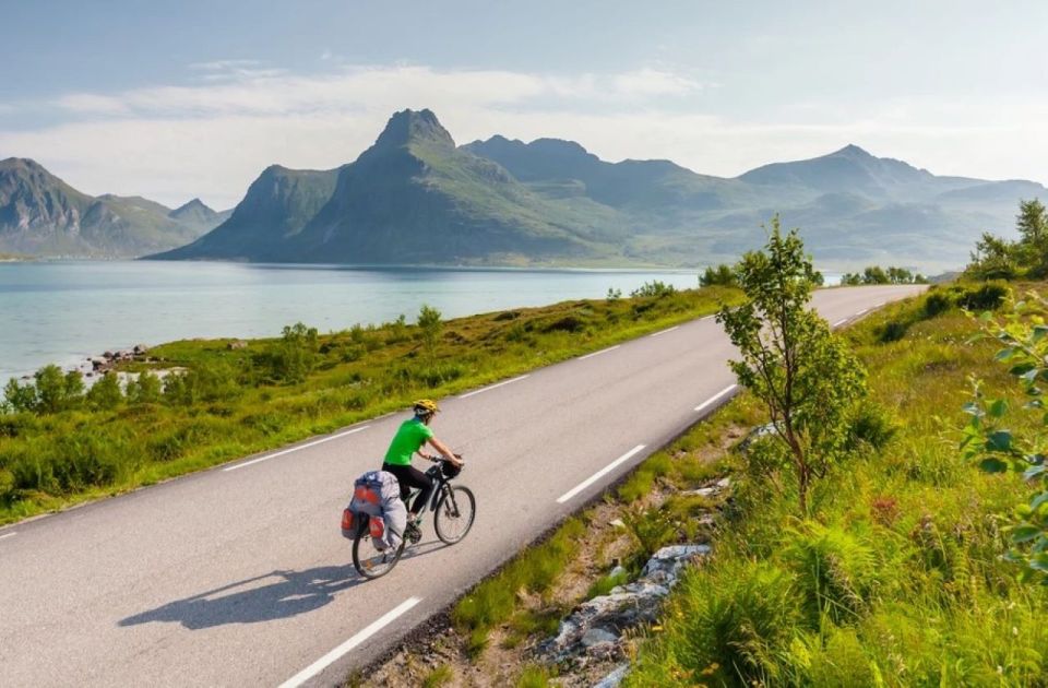 Lofoten Islands: Road Bike Scenic Tour - Key Points