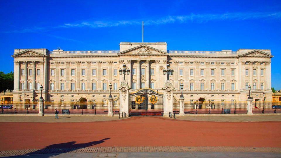 London: Buckingham Palace & Changing of the Guard Experience - Key Points