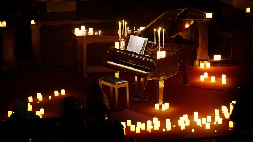 London: Candlelight Concert Ticket With Glass of Prosecco - Key Points