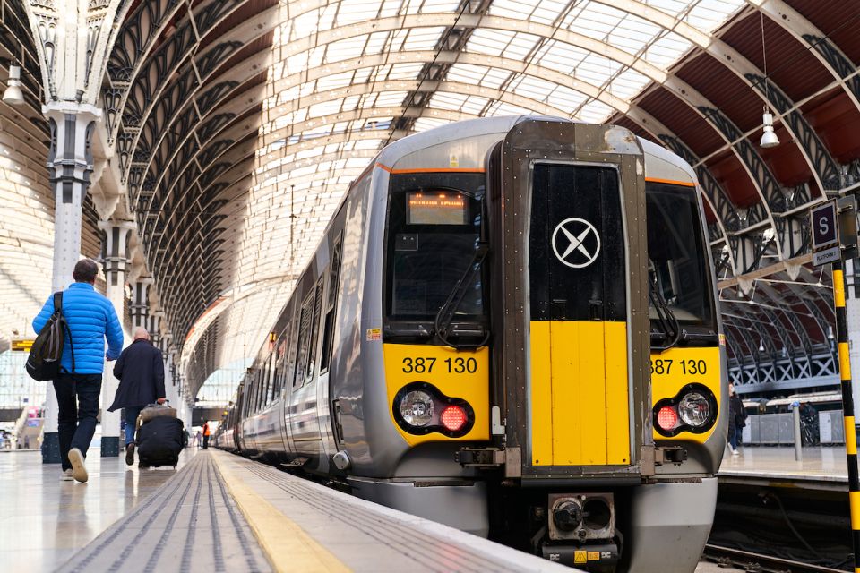 London: Express Train Transfer To/From Heathrow Airport - Key Points