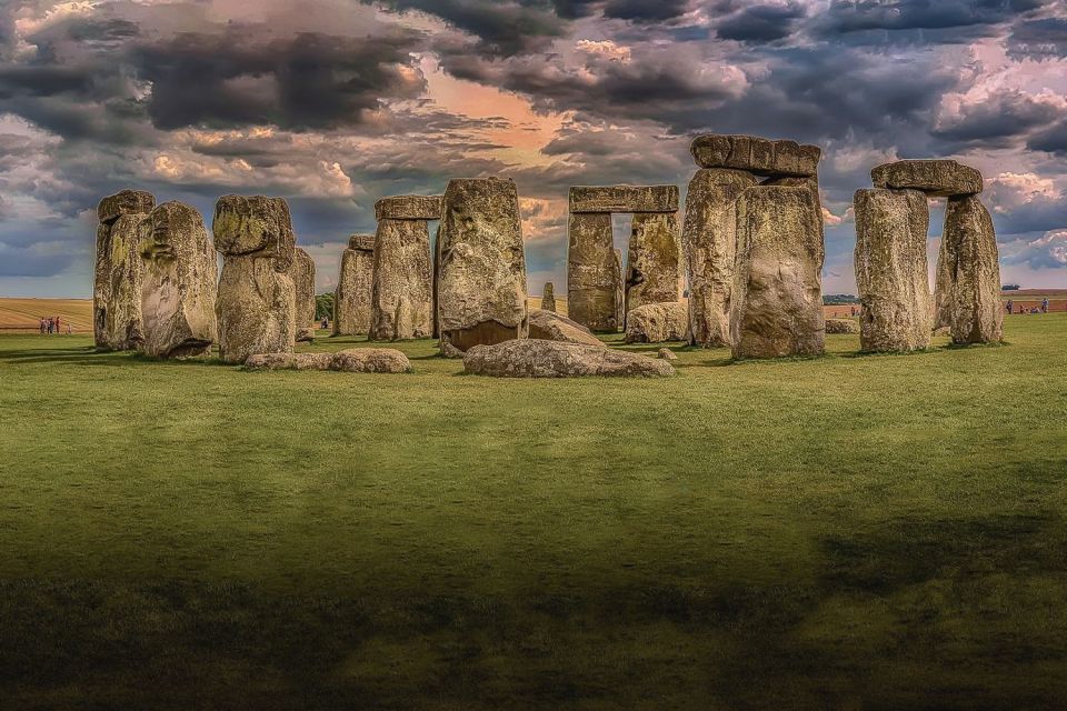 London to Southampton Cruise Terminal via Stonehenge - Key Points