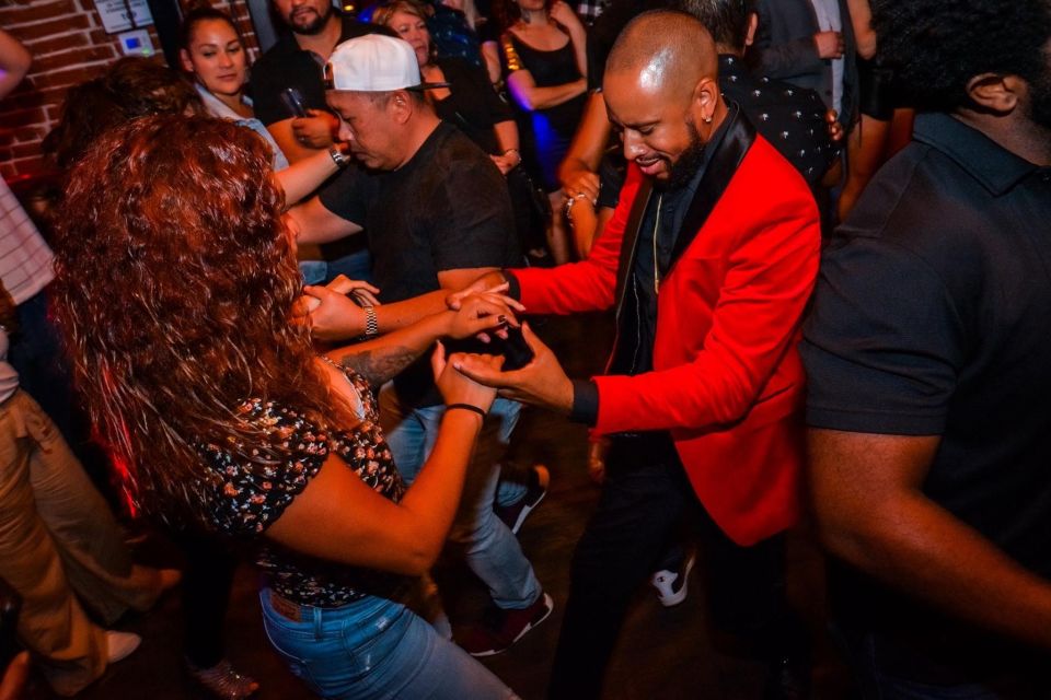 Los Angeles: Latin Dance Club Crawl Experience - Key Points