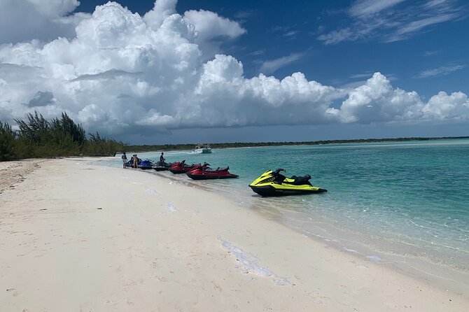 Lunch Seafari to Pristine Cays, Shipwreck and Lunch at TIKI BAR - Key Points