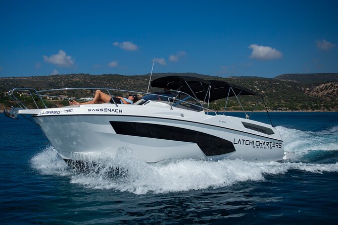 Luxury Private Charter on a Karnic SL800 - Key Points