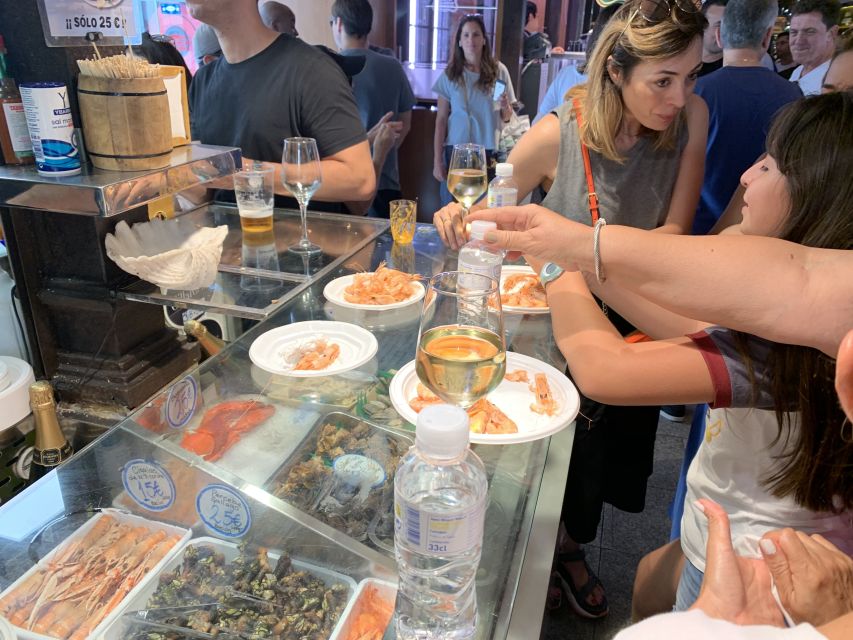 Madrid: History of Tapas Walking Tour and Tasting - Key Points