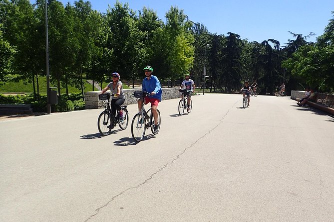 Madrid Parks & Riverside Bike Tour - Tour Details