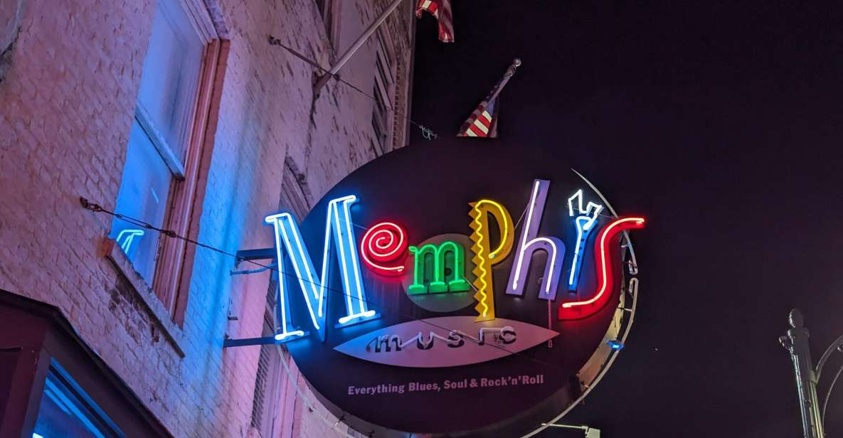 Memphis: Scavenger Hunt Walking Tour - Key Points