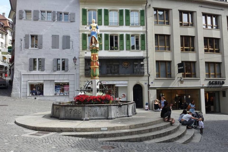 Modern Medeival Lausanne: A Self-Guided Audio Tour - Key Points