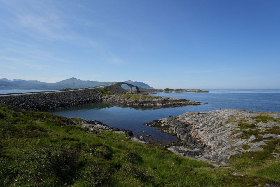 Molde: Atlantic Ocean Road & Varden Bus Tour With Audioguide - Key Points