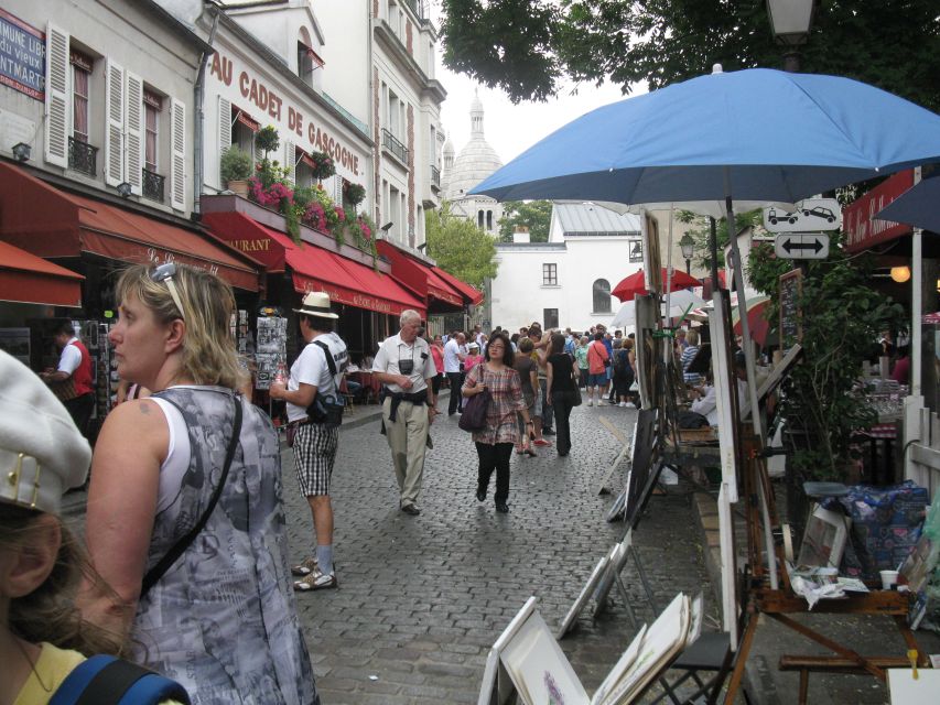 Montmartre Self-Guided Walking Tour and Scavenger Hunt - Key Points