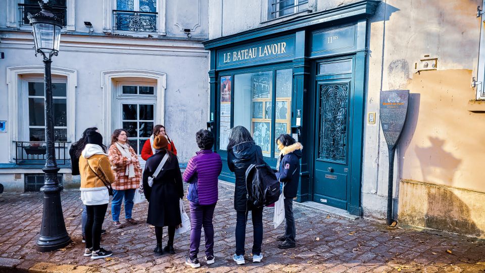 Montmartre: Semi Private Guided Stroll in Bohemian Paris - Key Points