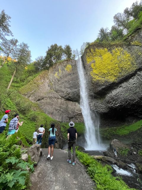 Multnomah Falls: Gorge-Ous Sunset Waterfall Tour (3.5 Hours) - Key Points