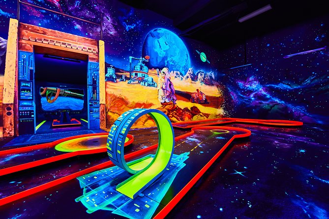 Neonis - 3D Blacklight Minigolf - Key Points