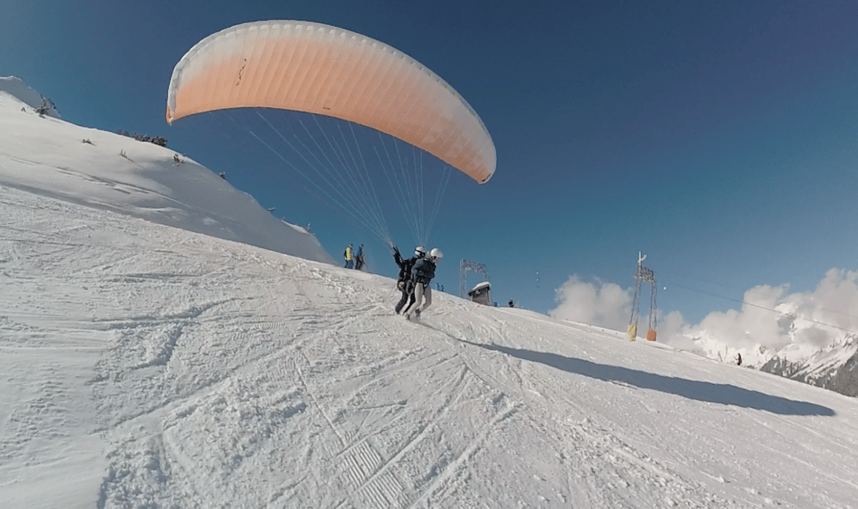 Neustift in Stubaital: Paragliding Tandem Flight - Participant Restrictions