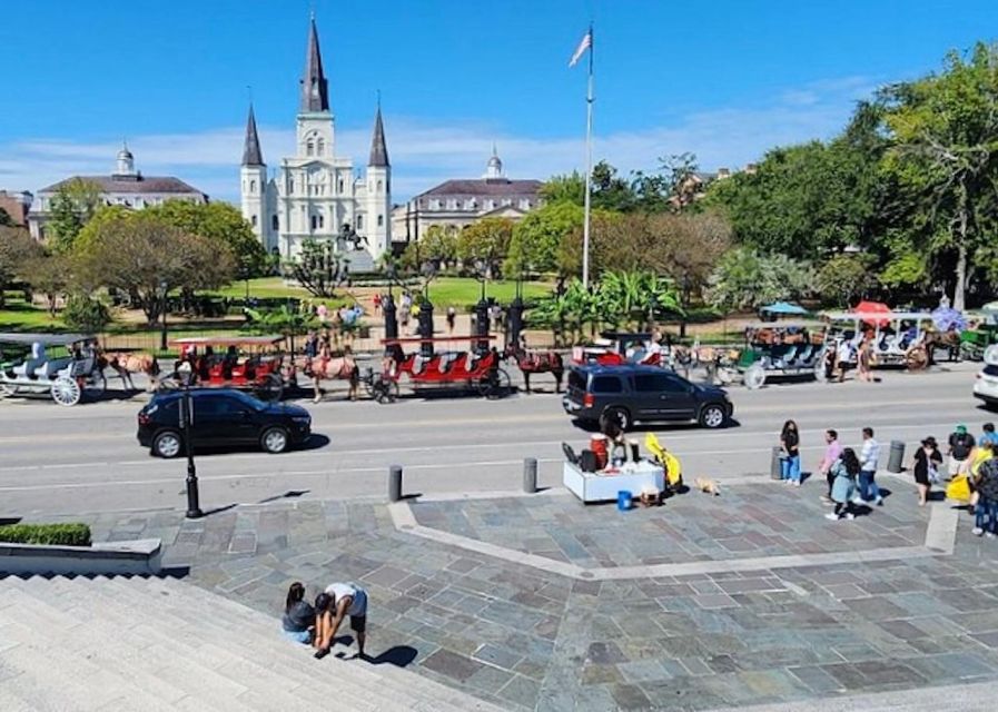 New Orleans: French Quarter History Tour With Cafe Du Monde - Key Points