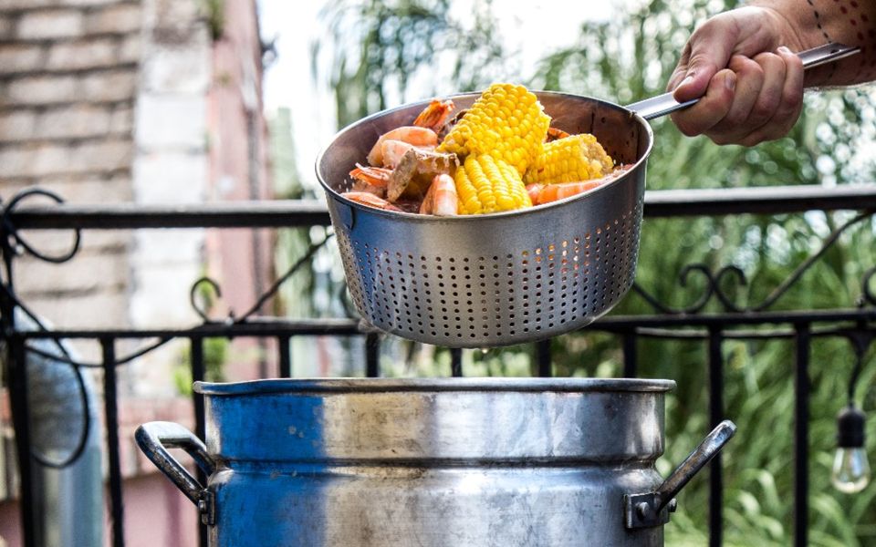 New Orleans: Shrimp Boil Experience in French Quarter - Key Points