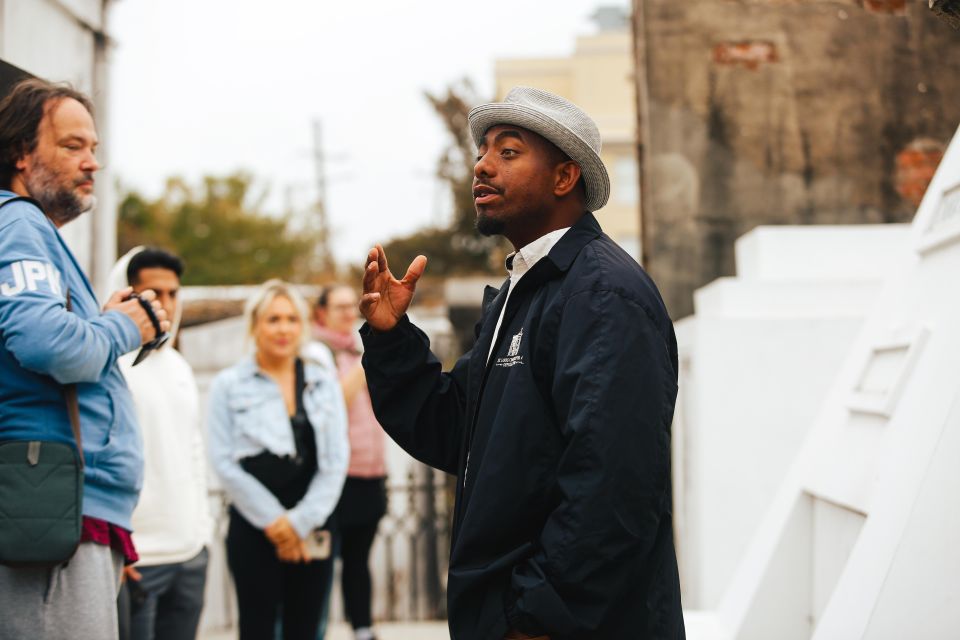 New Orleans: Walking Tour Inside St. Louis Cemetery No. 1 - Key Points