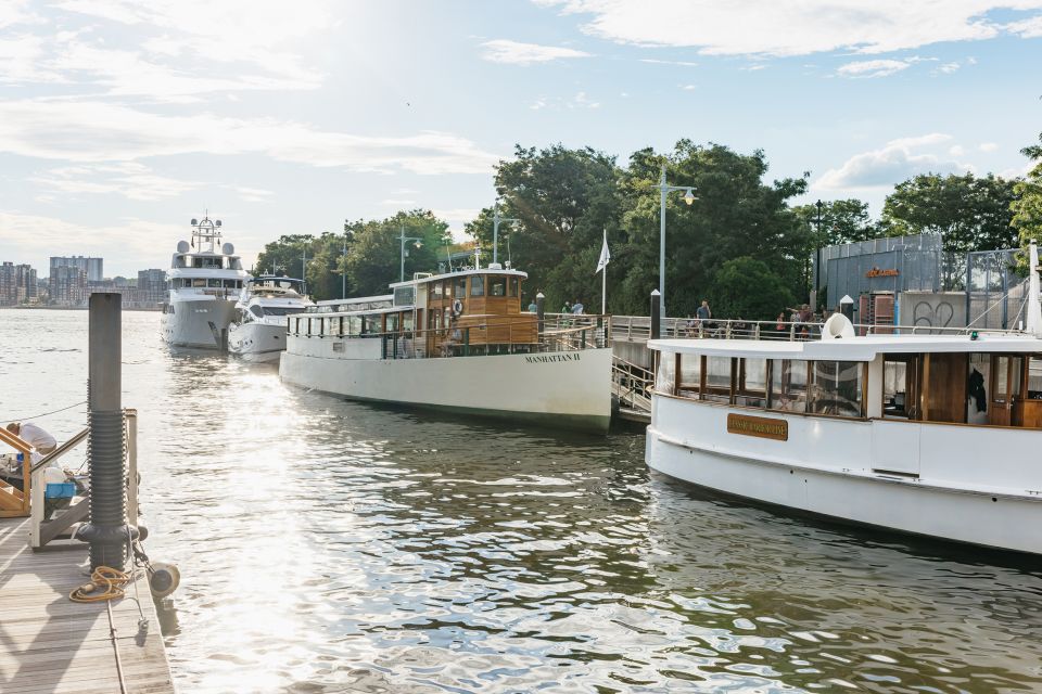 New York City: Sunset Yacht Cruise - Key Points