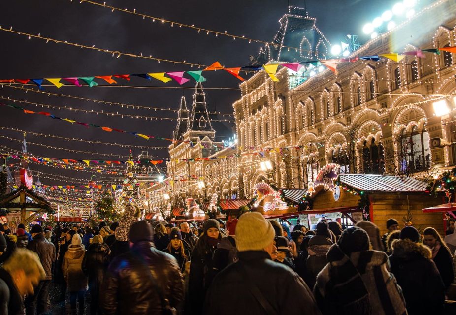 NYC: Magical Christmas Lights Carriage Ride (Up to 4 Adults) - Key Points