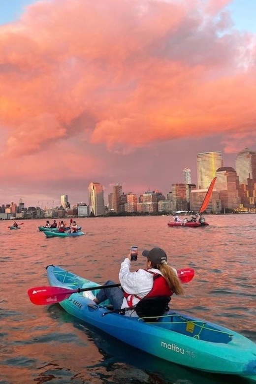 Nyc: Sunset Kayak Tour of Manhattan From Jersey City - Tour Overview