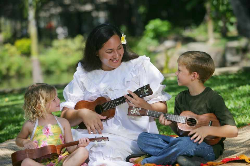 Oahu: Islands of Polynesia Tour & Live Cultural Performance - Key Points