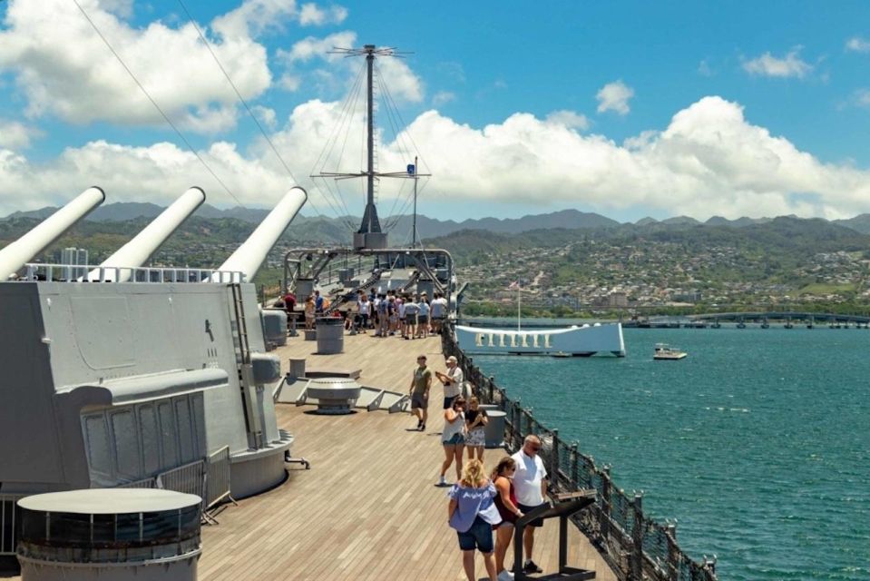 Oahu: Pearl Harbor Battleships Group Tour - Key Points