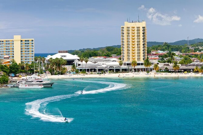 Ocho Rios City Bus Tour (Beach, Sightseeing & Shopping) - Key Points