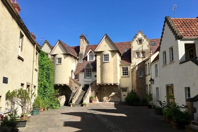 Outlander Walking Tour of Edinburghs Old Town - Included Experiences