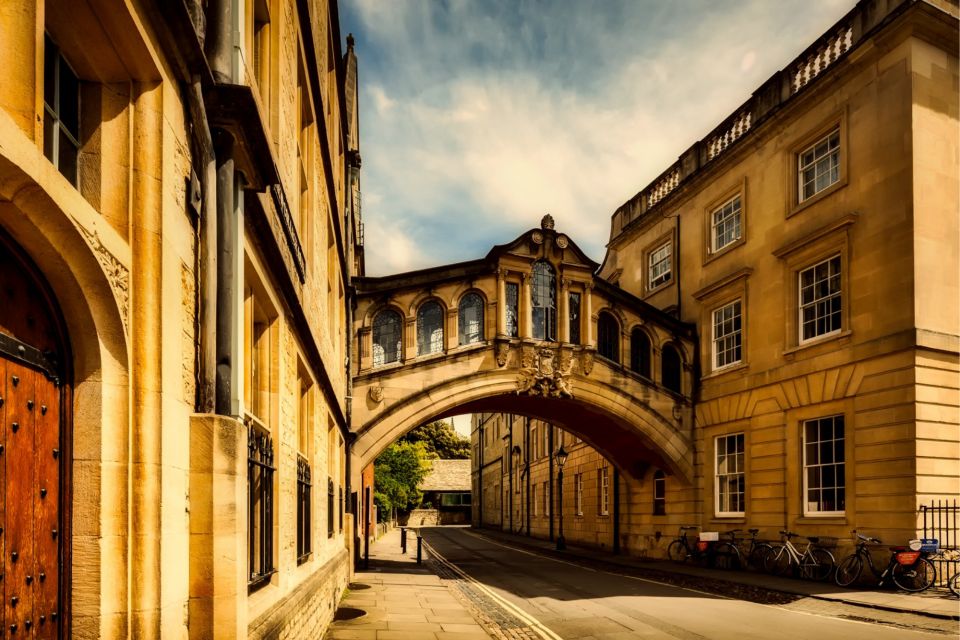 Oxford: Self-Guided Highlights Scavenger Hunt & Tour - Key Points