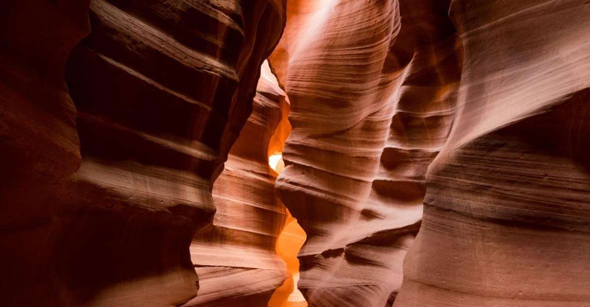 Page: Upper Antelope Canyon Entry Ticket and Guided Tour - Key Points